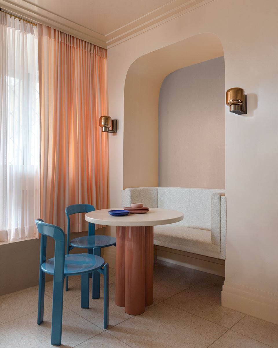 Wallpaper model AT1019