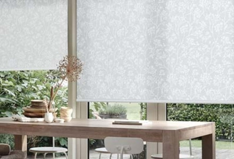 וילונות גלילה