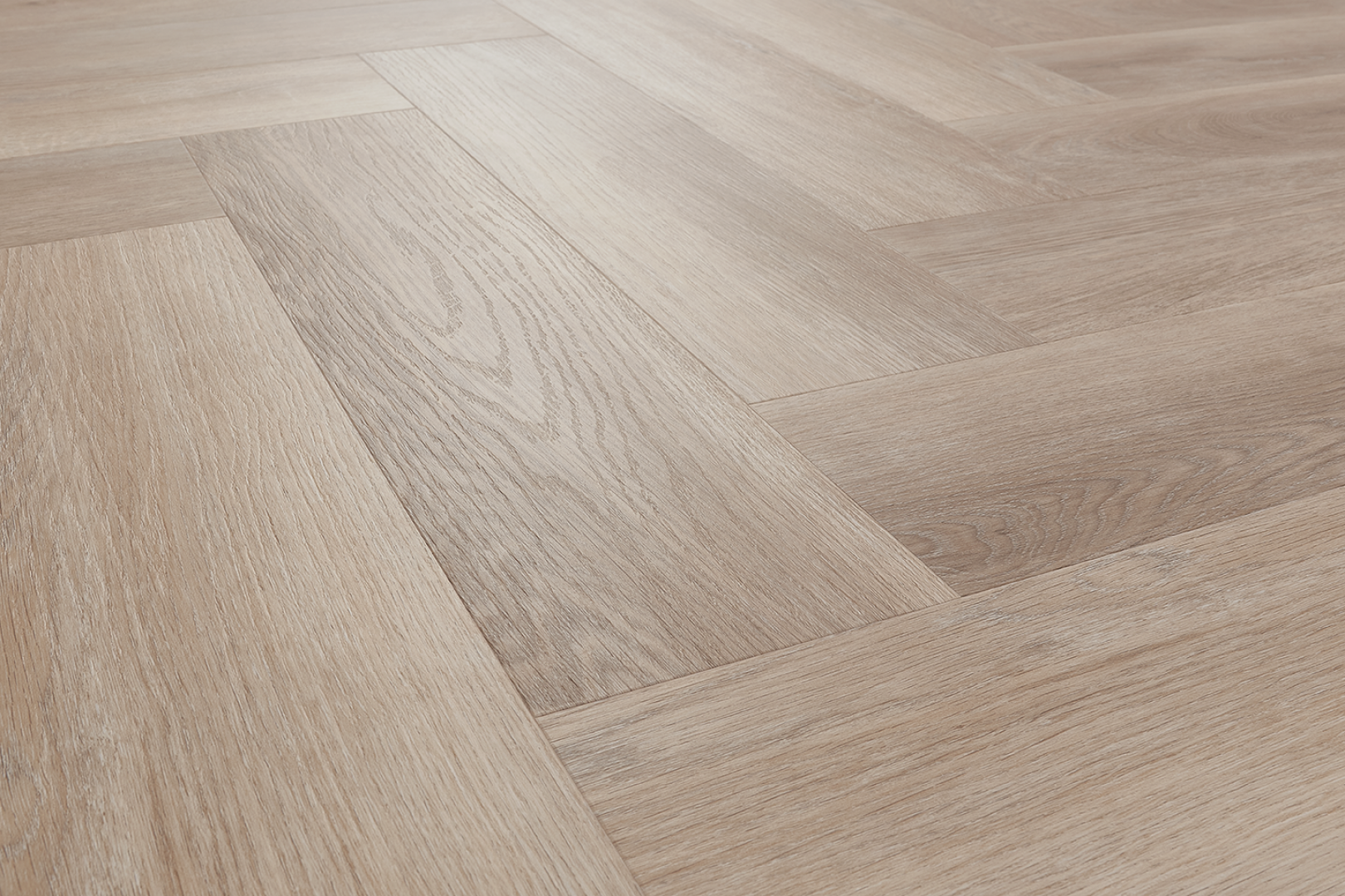 Parquet en arête de poisson SPC modèle HBCA181