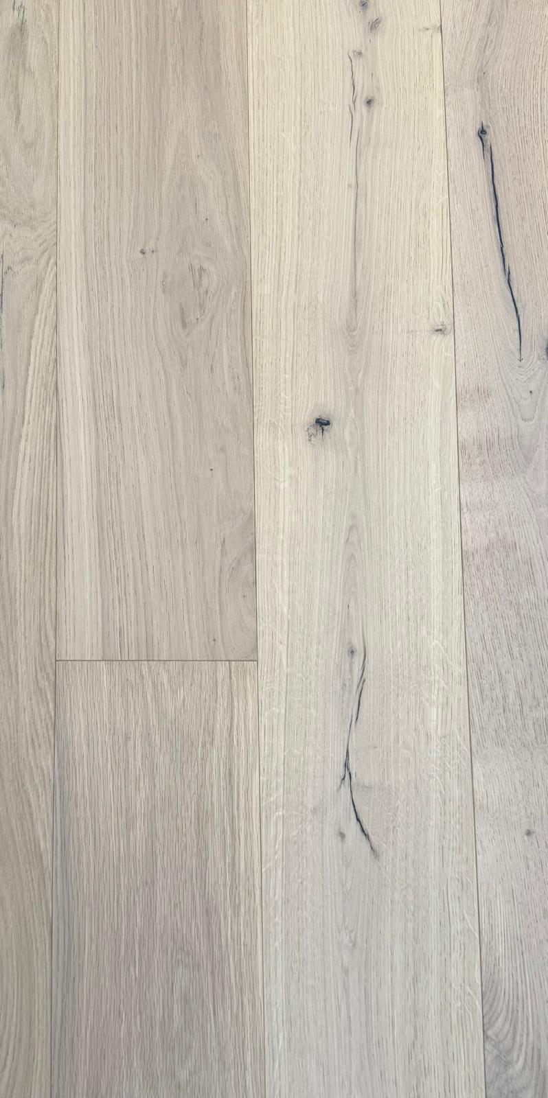 Parquet en bois modèle FR608